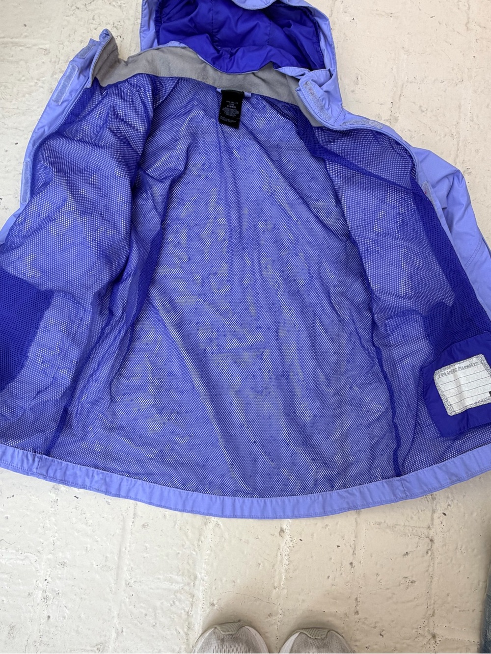 The North Face Light Purple Periwinkle Hooded Rain Jacket - Youth 14/16 - Picture 7 of 7